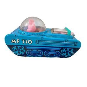 RED CHINA TIN FRICTION STARS-LANDING SPACE TANK MF 710.  VINTAGE TOY.